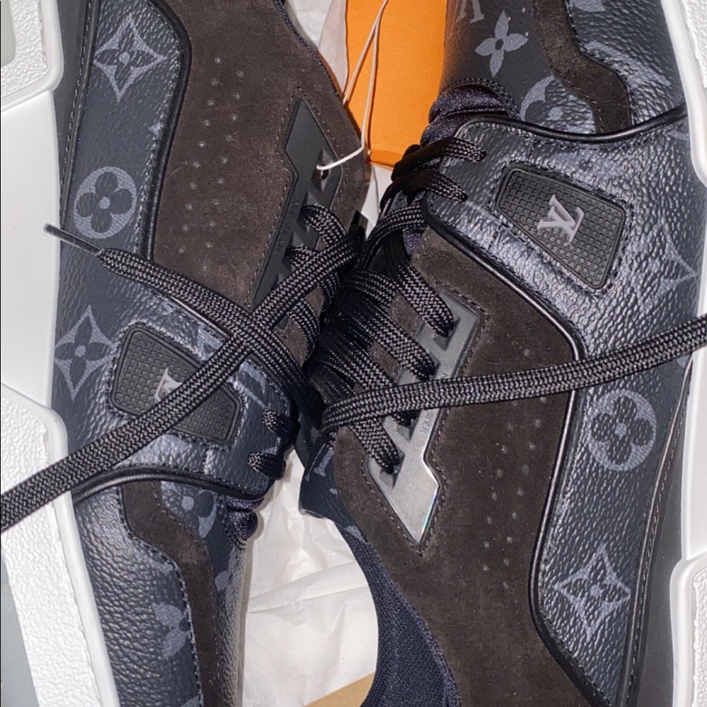 Men’s Louis Vuitton sneaker